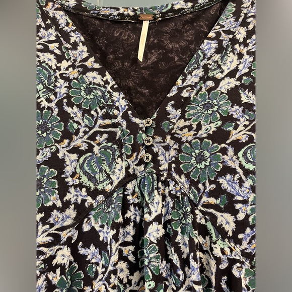Free People Olivia Blue Floral Printed Tunic Top Long Sleeve V-Neck Size Medium - Picture 4 of 7